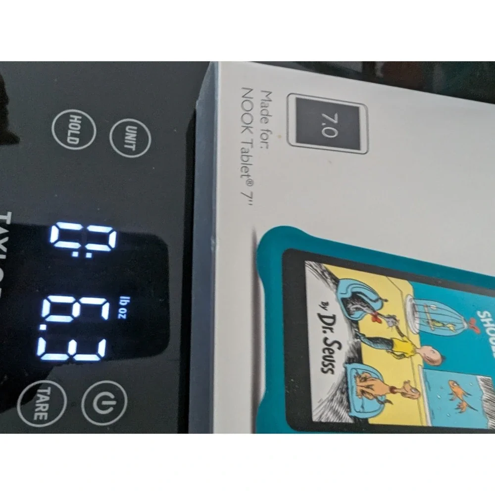 Brand New Barnes & Noble Microfoam‎ Nook Tablet Bumper For Kids 7